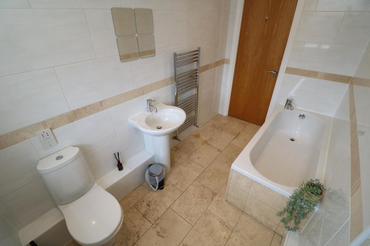 Luxury Spacious 2 Bed Apartment Free Ample Parking Sunderland  Eksteriør billede